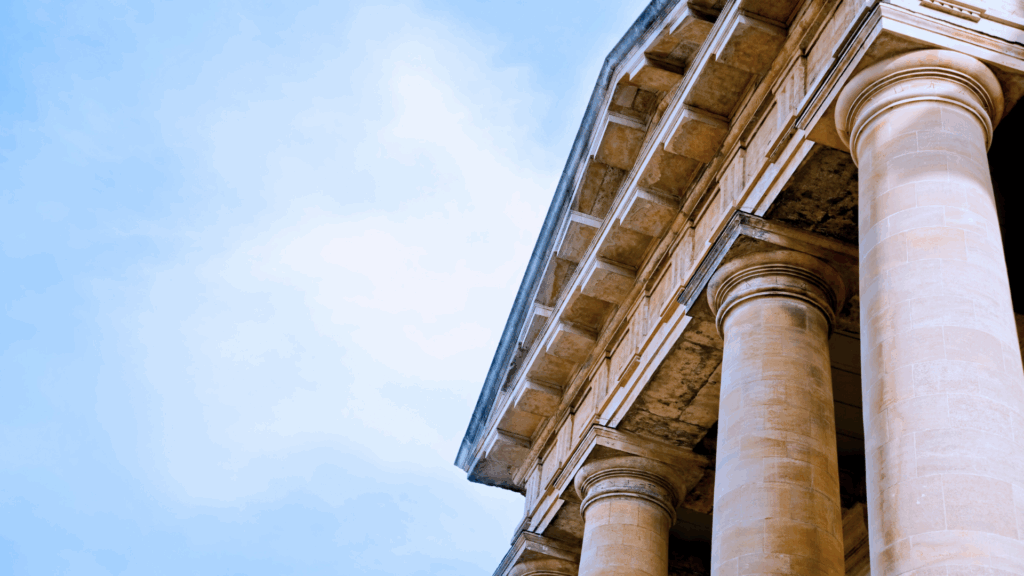 a building pillars